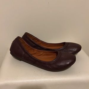 NIB LUCKY BRAND classic Emmie flat in deep mahogany (burgundy)